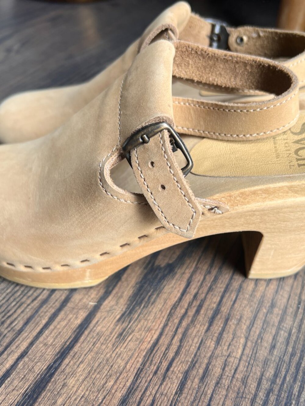 Sven Sling Strap Clogs Size 35 (US size 5)
